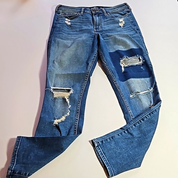 Hollister Denim - Hollister, high rise super skinny crop, jeans. Size 3R